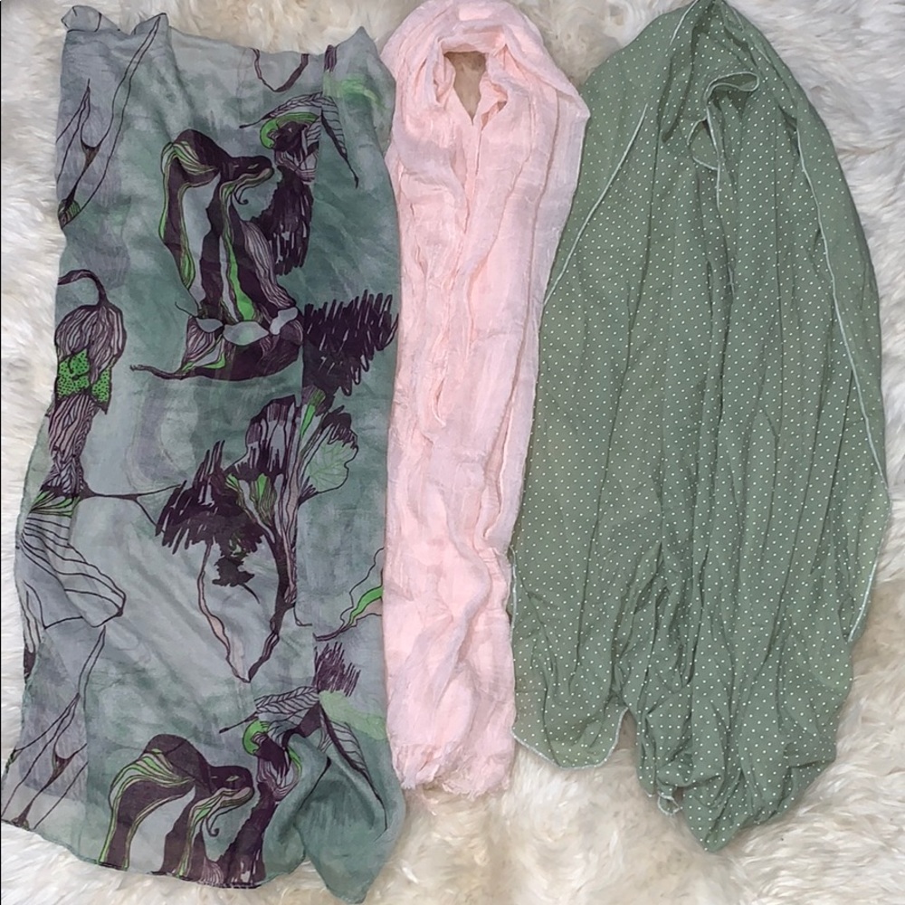 Scarf bundle: Silk, chiffon, and cotton - Picture 10 of 15